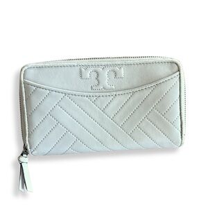 Tory Burch Quilted Zip Around Wallet